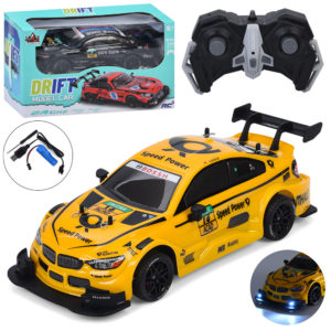 Машина RQ3082 радіо/к2,4G, акум,1:16,корпус не б'ється,гумові колеса,світло,USB,2 кольори.кор