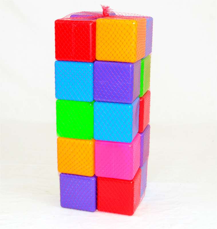 Фотография 1 товарной позиции интернет-магазина детских игрушек www.smarttoys.com.ua гр Кубик кольоровий в сітці 111/2 (4) 20 куб. 