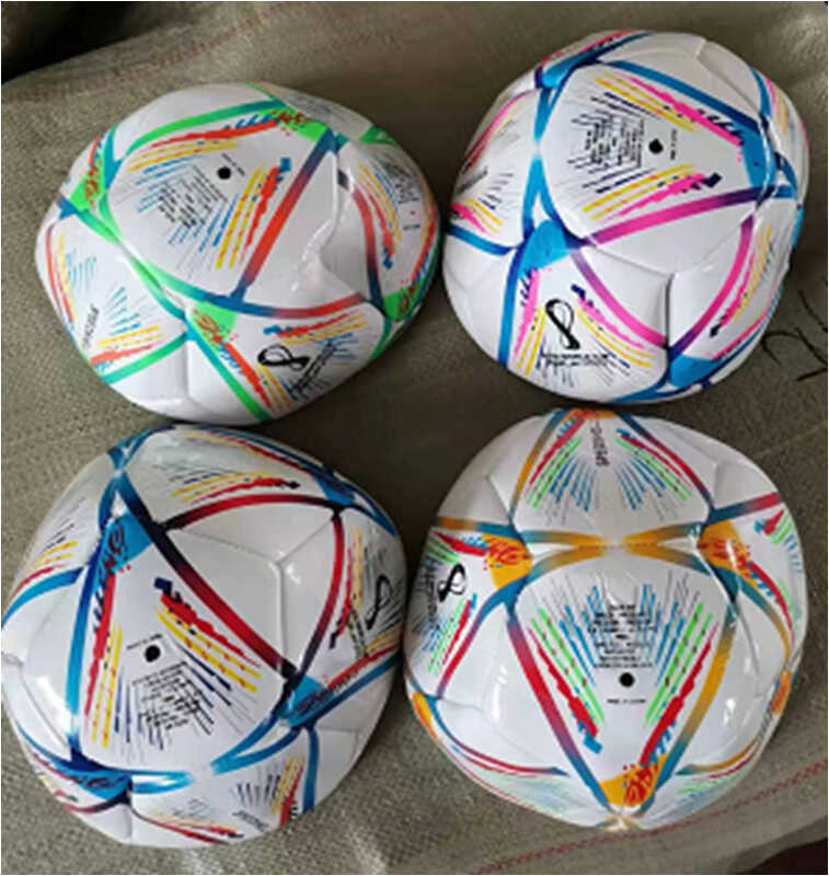 Фотография 1 товарной позиции интернет-магазина детских игрушек www.smarttoys.com.ua М'яч футбольний C 62382 (100) 3 кольори, вага 300-310 грамів, гумовий балон, матеріал PVC, розмір №5, ВИДАЄТЬСЯ МІКС 