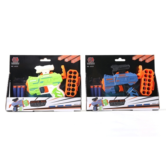 Пістолет 6009A приціл, м'які кулі-присоски 3 шт., 2 кольори, кор., 25,5-20,5-4,5 см.