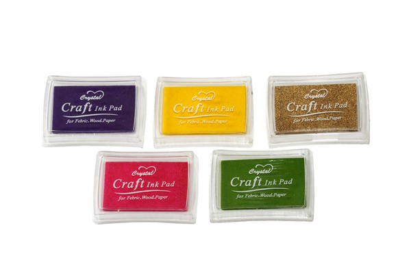 Штемпельна подушка для декоративних штампів, 15 кольорів, термін придатності у закритому стані 2 роки, після відкриття придатний 2 місяці.