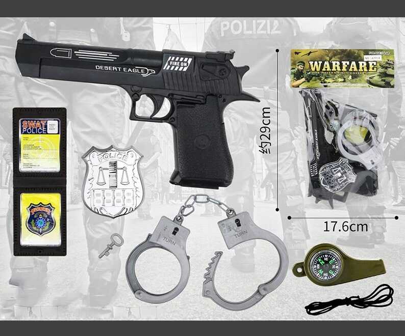 Фотография 1 товарной позиции интернет-магазина детских игрушек www.smarttoys.com.ua Поліцейський набір JL 111-8 (144/2) пістолет, наручники, жетон, свисток, у пакеті