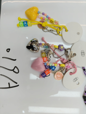 Брелок FG250718019H на сумку, серце, намистини, 3 кольори,  пак., 11-11-2см