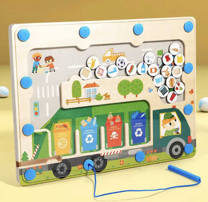 Фотография 1 товарной позиции интернет-магазина детских игрушек www.smarttoys.com.ua Дошка логічна C 64652 (40) “Сортування сміття”, магнітна гра, в коробці