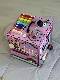 Бізікуб "Робот" 30х30х30 см рожевий - 7 - smarttoys.com.ua