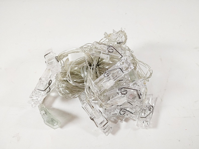 Фігурки  12 LED, "ПРИЩІПКИ", 5м+ перехідник,  теплий білий - 2 - smarttoys.com.ua