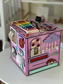 Бізікуб "Робот" 30х30х30 см рожевий - 4 - smarttoys.com.ua