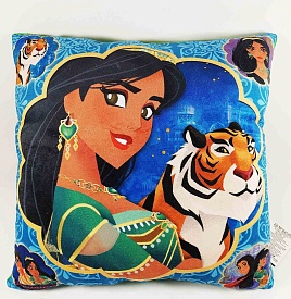 Подушка дитяча принцеса (6) (36см) - 1 - smarttoys.com.ua