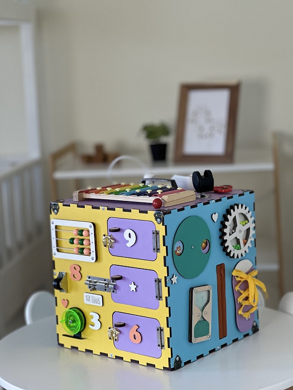 Бізікуб  30х30х30 см різнокольоровий - 6 - smarttoys.com.ua