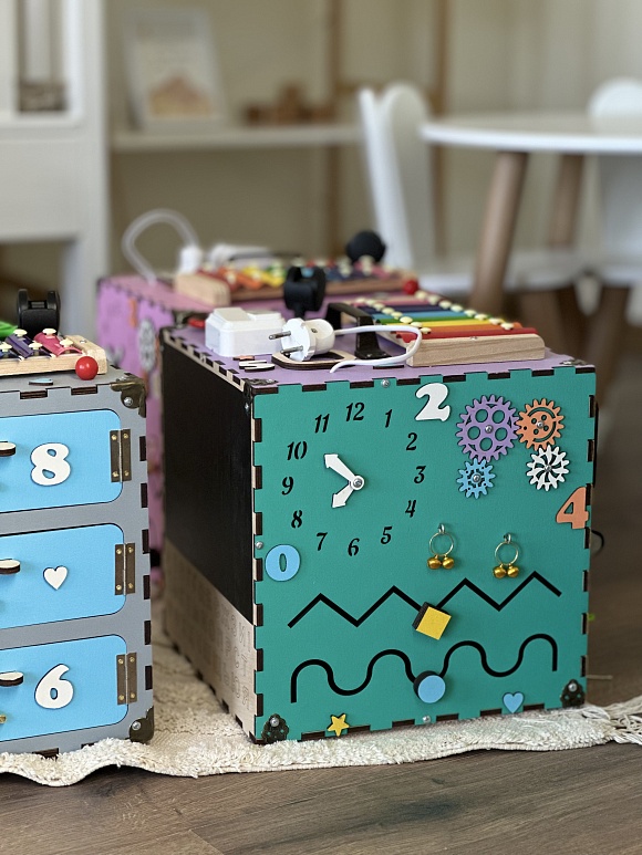 Бізікуб  30х30х30 см різнокольоровий - 4 - smarttoys.com.ua