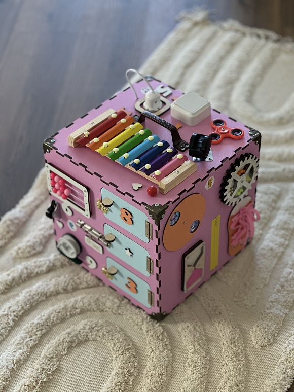 Бізікуб  30х30х30 см рожевий - 6 - smarttoys.com.ua