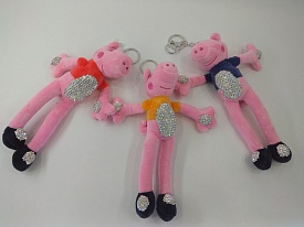 Брелок Свинка довга зі стразами - 1 - smarttoys.com.ua