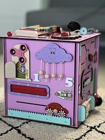 Бізікуб "Робот" 30х30х30 см рожевий - 2 - smarttoys.com.ua